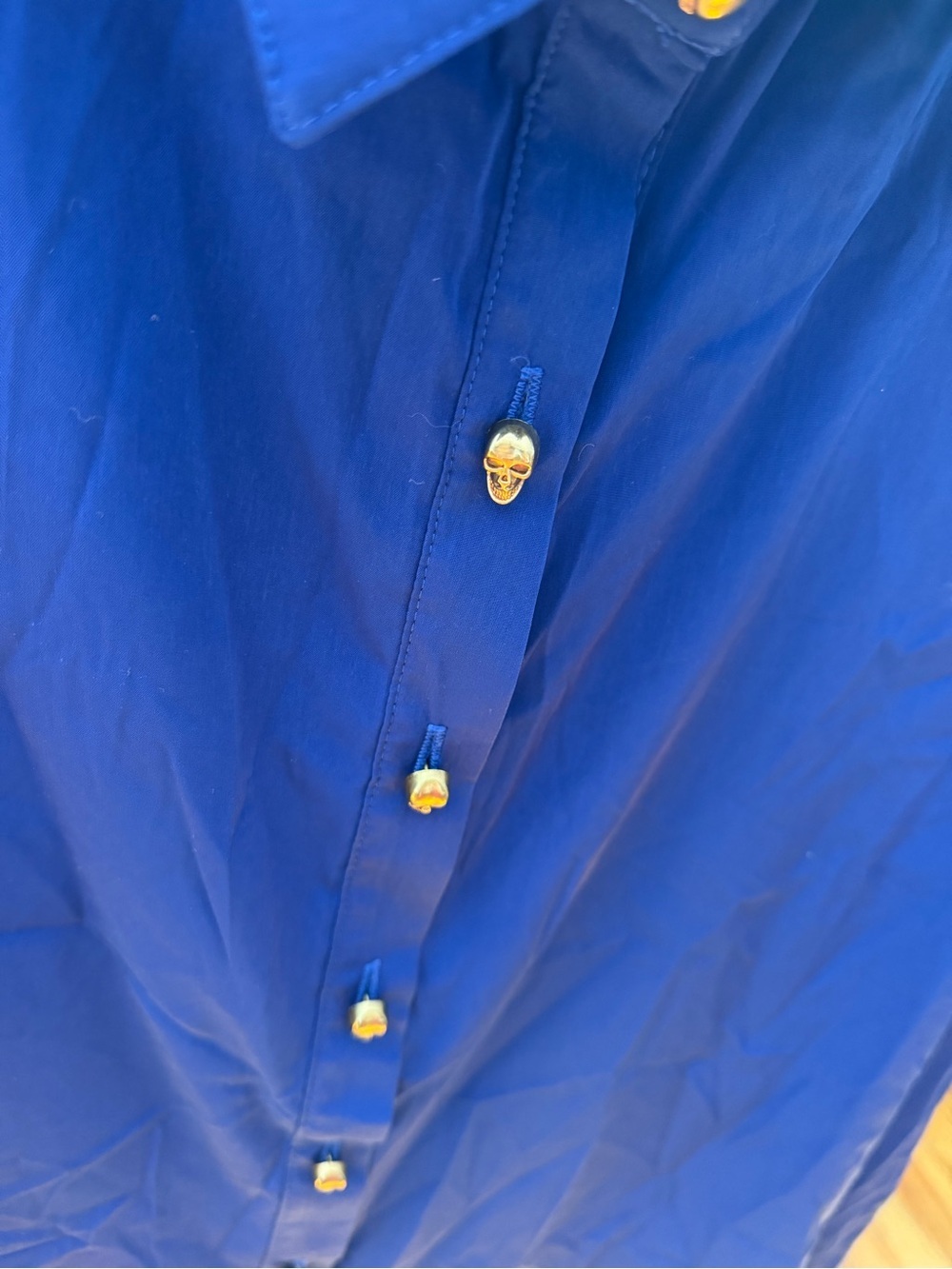 Vintage Havana Royal Blue Button-Up Blouse Gold Skull Buttons Medium NWT - Picture 5 of 12